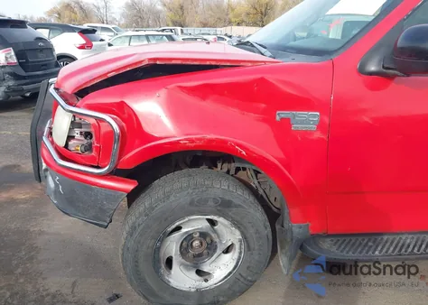 1998 Ford F-150 Lariat/Xl/Xlt из США, поврежденный, VIN 1FTRX08L3WKB01144